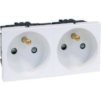 Розетка с заземляющим контактом, двухполюсная, с повышенной защитой контактов, чисто белого цвета, B 6272.02 EMS SI