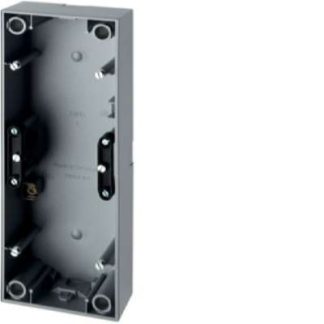 Трехсекционный корпус для поверхностного монтажа, матовый алюминий - Трехсекционный алюминиевый корпус для поверхностного монтажа 10439939