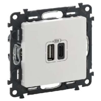 Блок питания VLIFE USB 2xUSB-A+C 2MOD 3A UW 753106