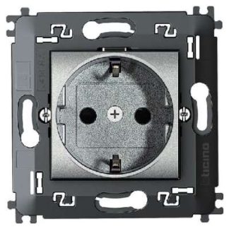 Розетка SCHUKO с монтажным кольцом SL TECH NT4141MA