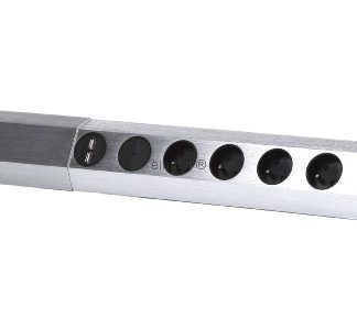 Многорозеточный сетевой фильтр CASIA 4xUTE 1xSch. 1xUSB - Черный 923.012