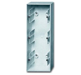 Тройной корпус для поверхностного монтажа, серебристый алюминий - Тройной алюминиевый корпус для поверхностного монтажа 1703-83