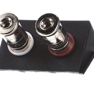 Использование высококачественных разъемов — Подключение штатного динамика 009100