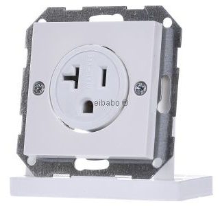 Глянцевая розетка Nema 048703 чисто белого цвета