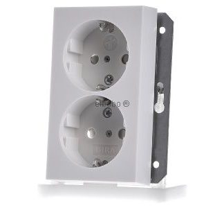 Розетка Schuko KS, односекционная, матовая, белого цвета - 273127