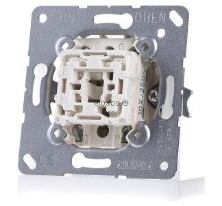 Двойная многопозиционная кнопка с 2x2 нормально разомкнутыми контактами - Кнопка 4 замыкает контакты (НЗ) 531-41 U