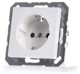 Розетка Schuko альпийского цвета A 1520 KI WW