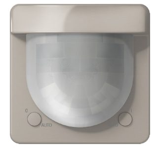 Автоматическое включение в стандартной комплектации - датчик движения 15 м CD 17280 PT