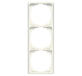 Тройная рамка по горизонтали/вертикали - трехсекционная рамка кремово-белого цвета CD 583 K W