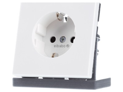 Розетка Schuko, цвет Alpine White, модель LS 1520 KI WW