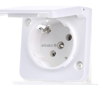 Розетка Schuko EB, 45 градусов, чисто белый цвет - Электрическая розетка D 6711.02 WI WE S